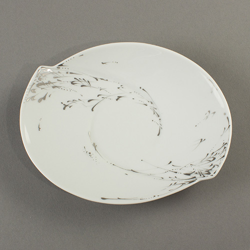 ZuW_SILBERWEISS_KOMPLETT_Untertasse_1_18x15cm
