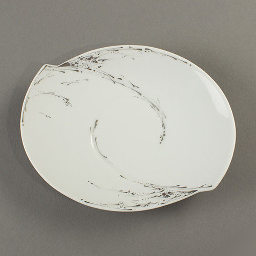 ZuW_STERNENSTAUB_SILBER_KOMPLETT_Untertasse_2_18x15cm